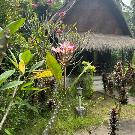 Kubu Artha Bungalow Nusa Penida
