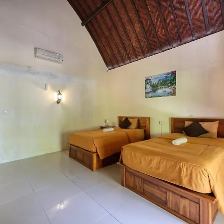 Kubu Artha Bungalow Nusa Penida