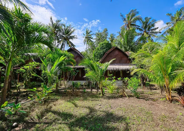 Kubu Artha Nusa Penida 2*